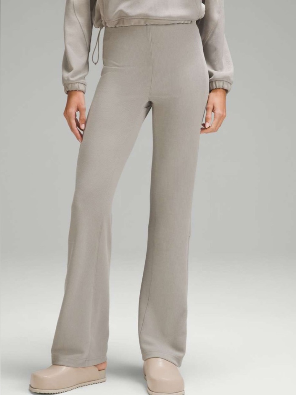 Lululemon Brushed Softstreme Ribbed Zip Flared Pant 32.5" - Size 4